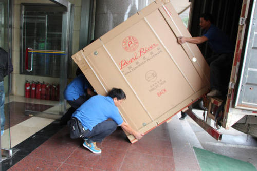 临夏县钢琴贵重工艺品无忧运